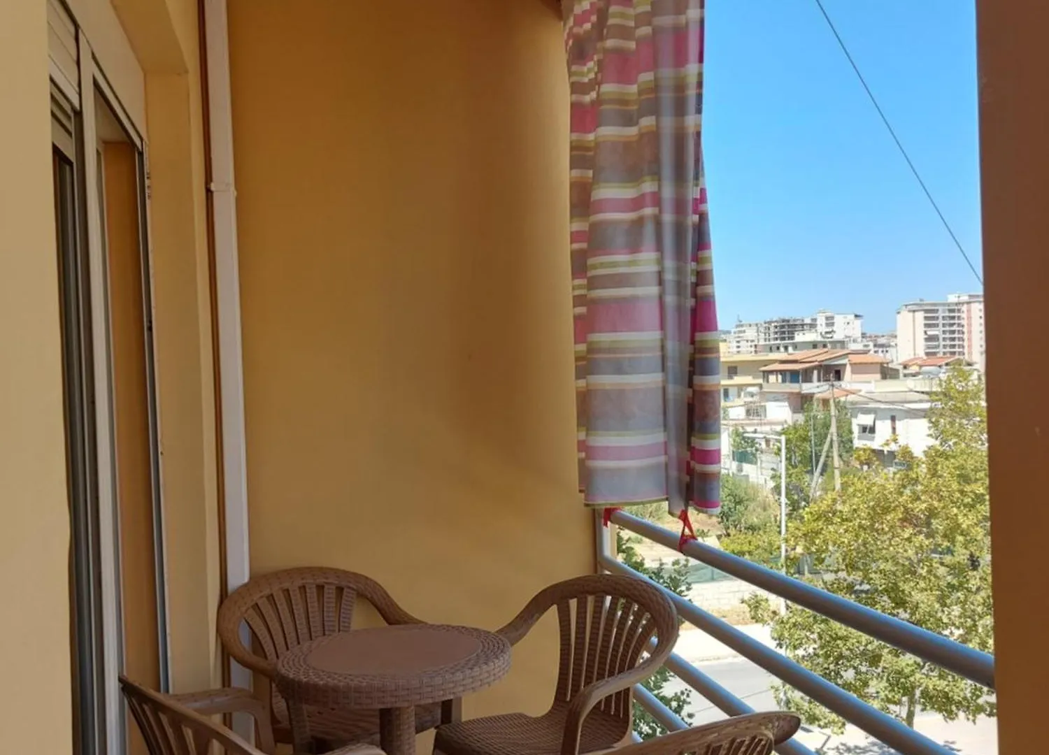 Lili'S Apartment Vlore Albania